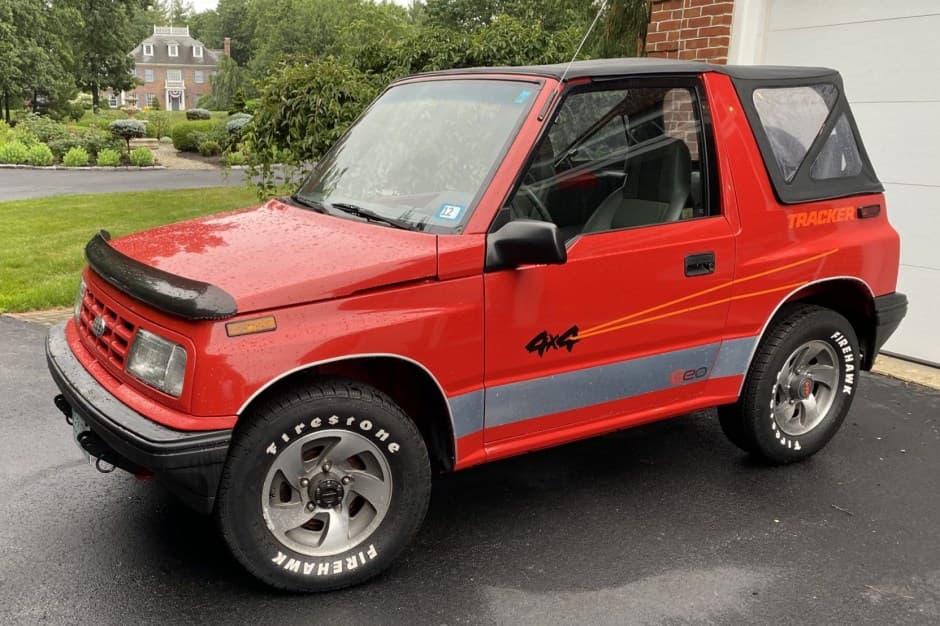 1991 Geo Tracker/Suzuki Sidekick sold for $16,750