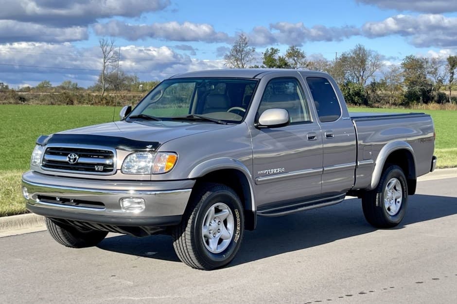 2001 Toyota Tundra (XK30/XK40 2000-2006) sold for $34,750