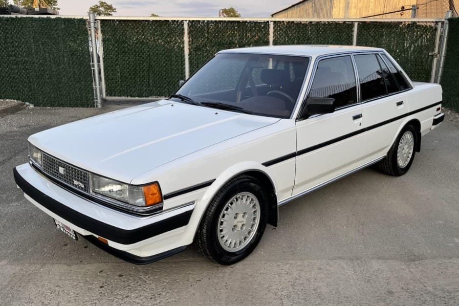 1985 Toyota Cressida & Mark II sold for $19,999