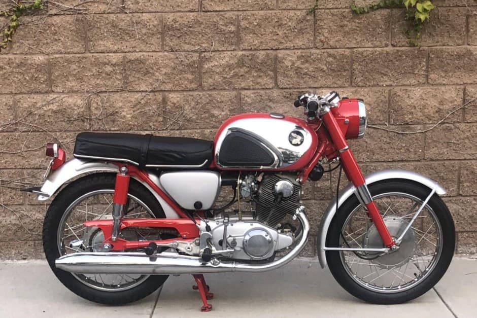 1961 Honda CL72, CB72, CA72, & C72 sold for $11,500