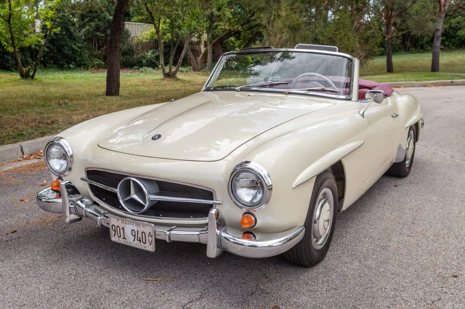 1962 Mercedes-Benz 190SL sold for $133,333