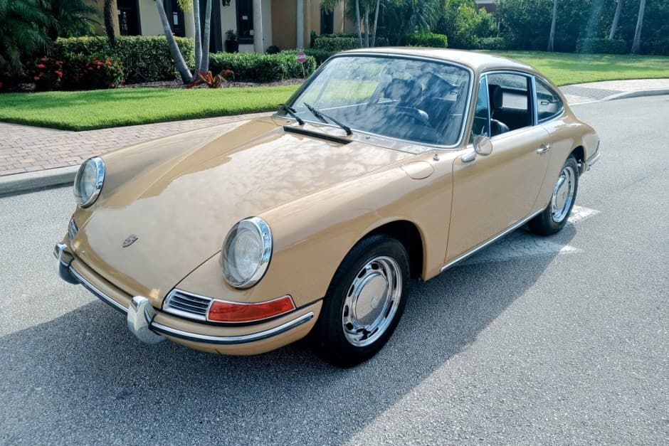 1967 Porsche 912 sold for $65,600