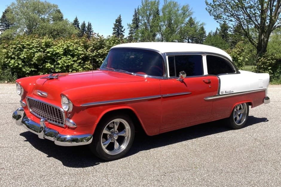 1955 Chevrolet Bel Air sold for $30,500