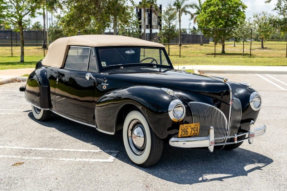 1941 Lincoln Continental (1940-1948) sold for $27,500