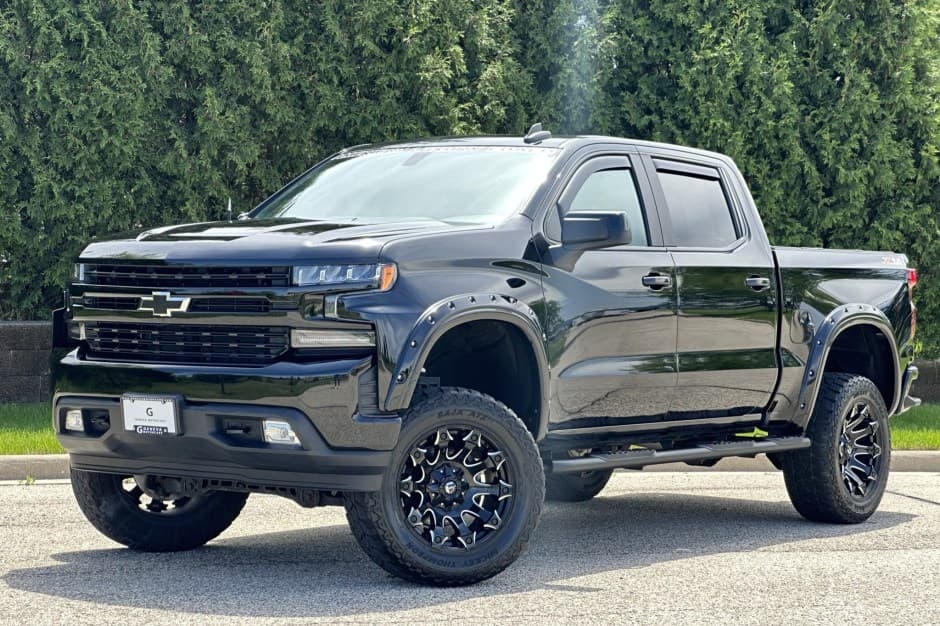 2019 Chevrolet Silverado T1XX (2019+) sold for $34,000