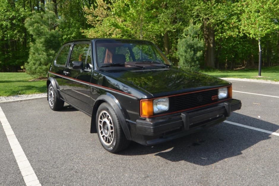 1983 Volkswagen GTI Mk1 sold for $13,000