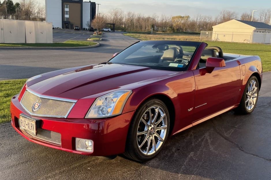 2006 Cadillac XLR sold for $40,000