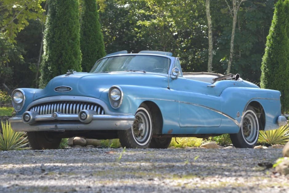 1953 Buick Skylark sold for $25,000