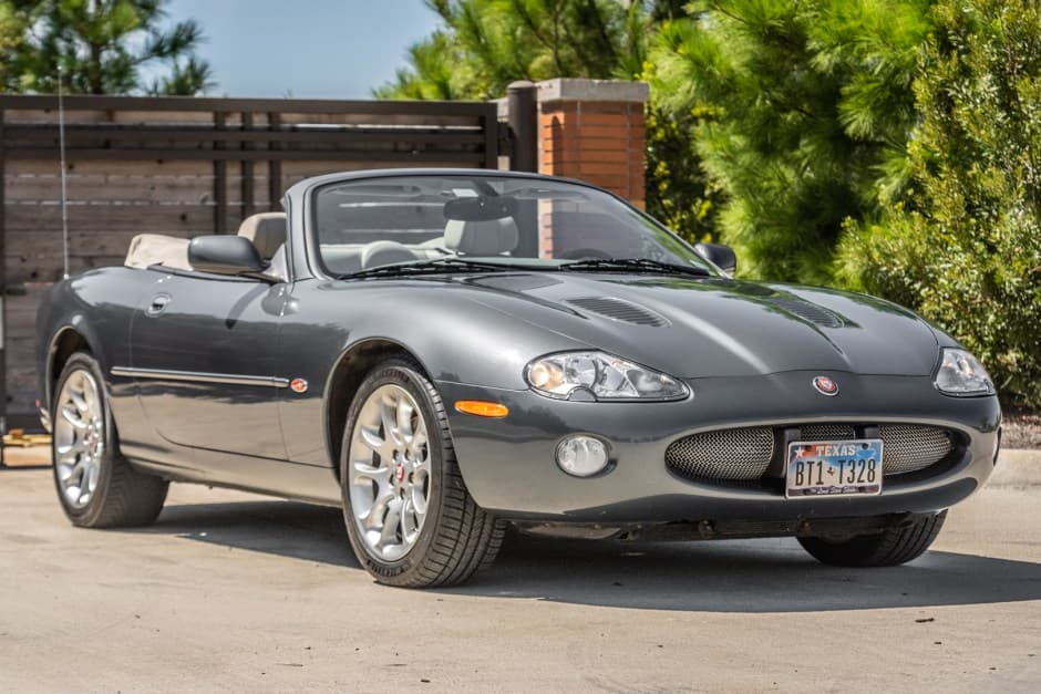 2001 Jaguar XKR sold for $17,000