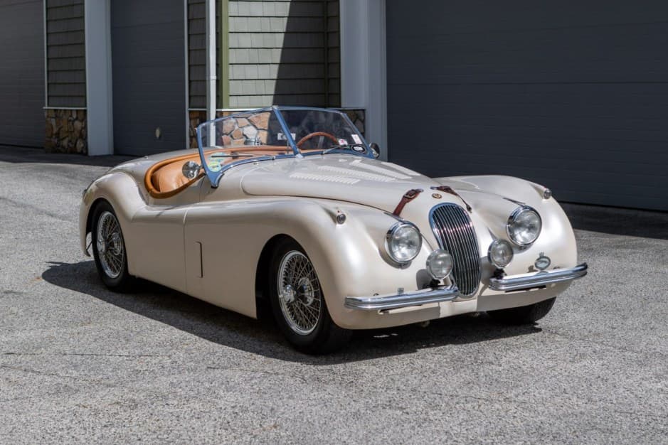 1954 Jaguar XK120 sold for $55,000