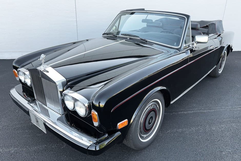 1983 Rolls-Royce Corniche sold for $40,001