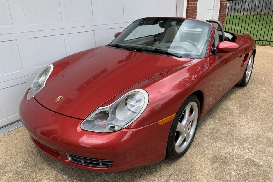 2002 Porsche 986 Boxster sold for $15,750