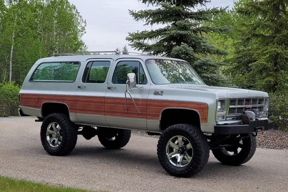 1979 GMC Suburban (1973-1991) sold for $14,500