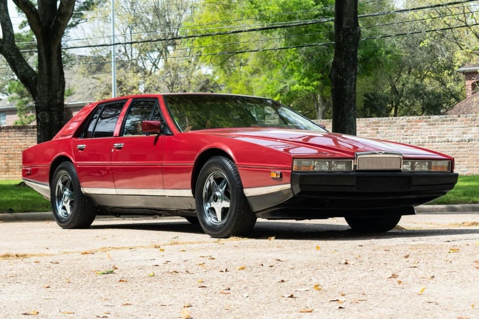 1984 Aston Martin Lagonda sold for $51,500