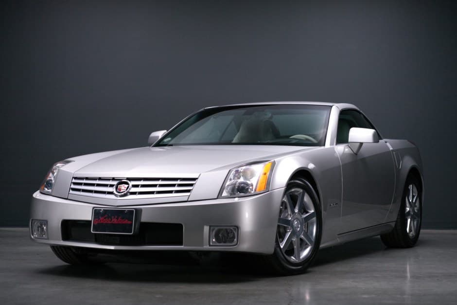 2006 Cadillac XLR sold for $30,651
