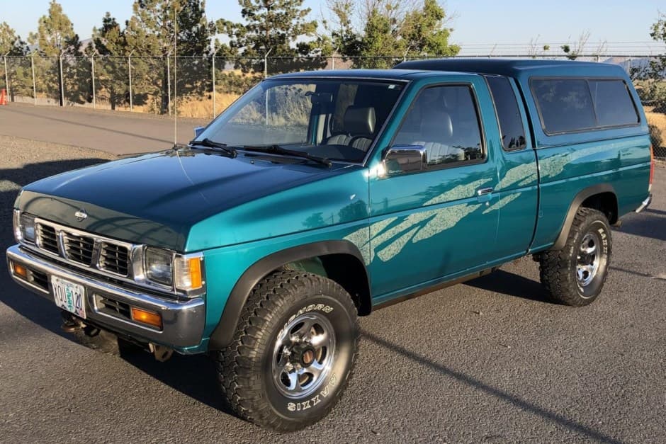 1995 Nissan Pickup sold for $14,000