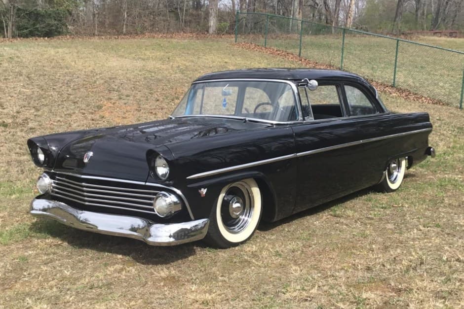1955 Ford Customline sold for $21,000