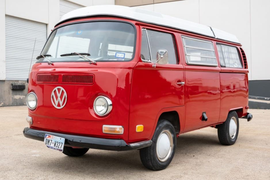 1970 Volkswagen Bay-Window Camper sold for $19,000