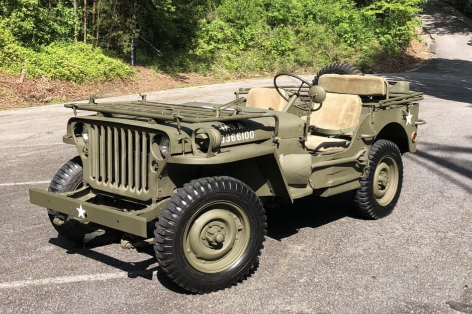 1943 Ford Military sold for $33,000