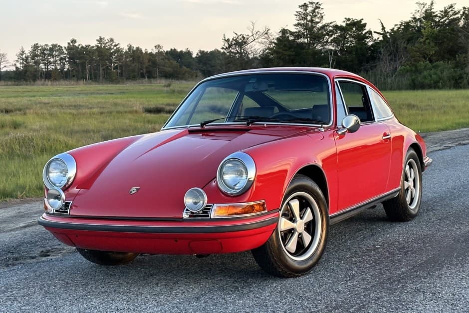 1971 Porsche LWB 911S (1969-1973) sold for $162,000