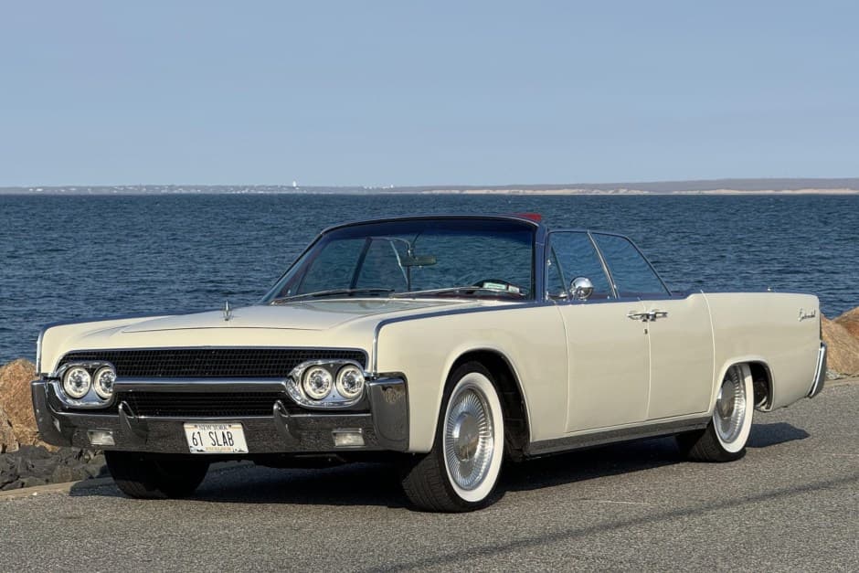 1961 Lincoln Continental (1961-1969) sold for $65,000