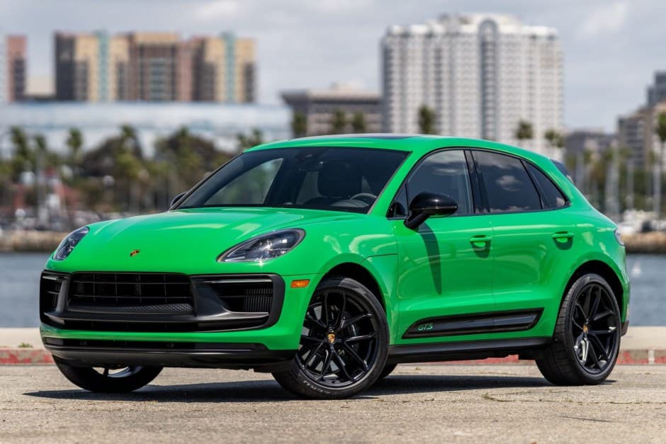 2022 Porsche Macan sold for $71,500