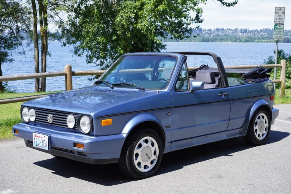 1989 Volkswagen Golf/Rabbit Cabriolet sold for $21,750