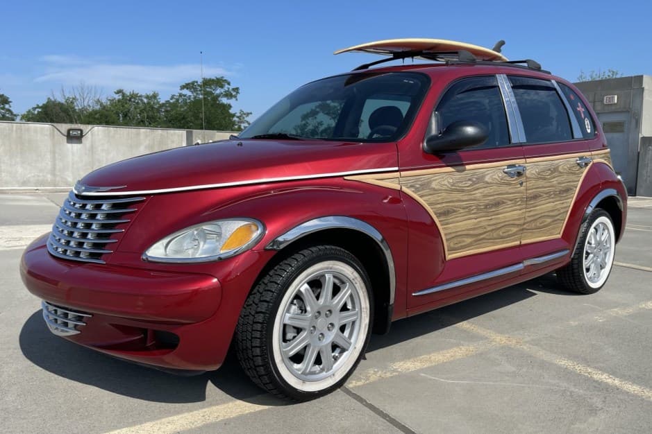 2005 Chrysler PT Cruiser sold for $14,000