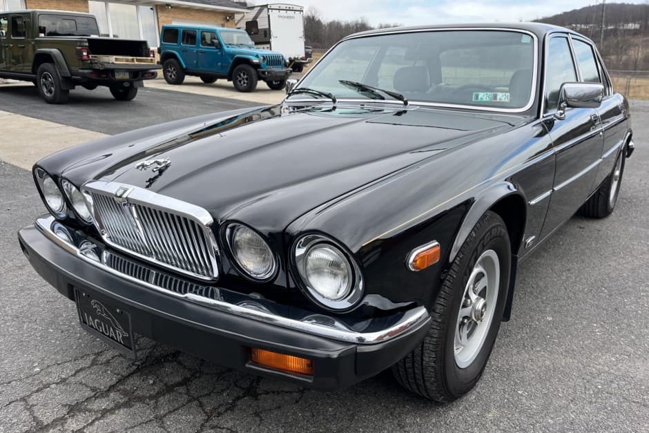 1985 Jaguar XJ Series 3 (1980-1992) sold for $5,000