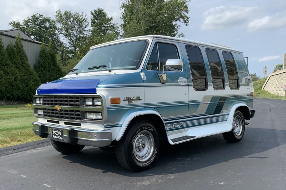 1992 Chevrolet G-Series Van sold for $22,000