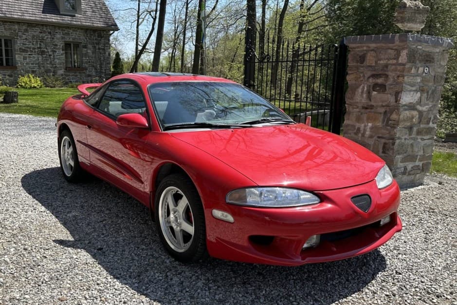 1995 Mitsubishi Eclipse, Eagle Talon, & Plymouth Laser sold for $6,600
