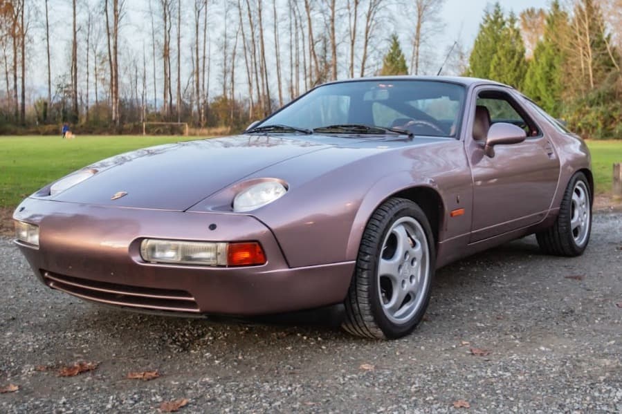 1992 Porsche 928 sold for $42,241
