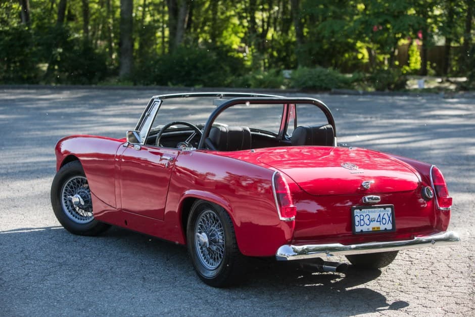 1966 MG Midget sold for $8,100