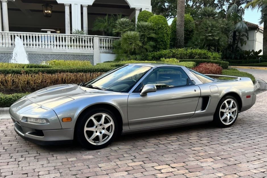 1998 Acura NSX NA2 sold for $106,000