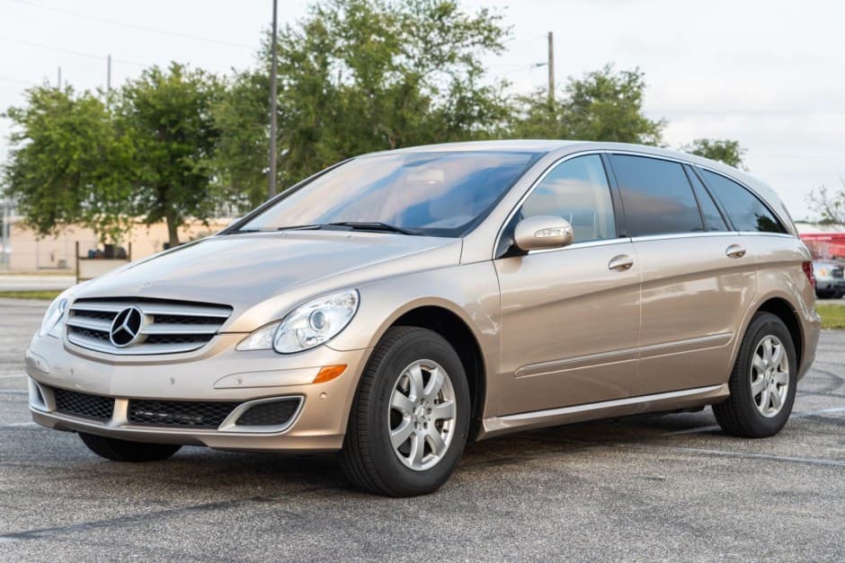 2006 Mercedes-Benz W251 R-Class sold for $13,500