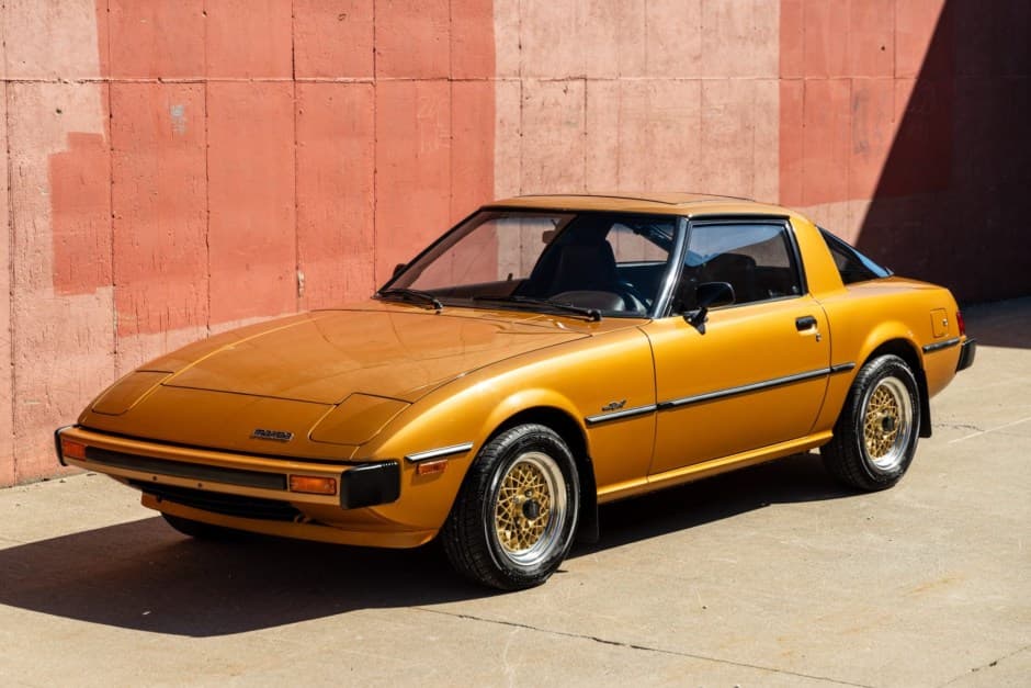 1980 Mazda RX-7 FB sold for $13,500