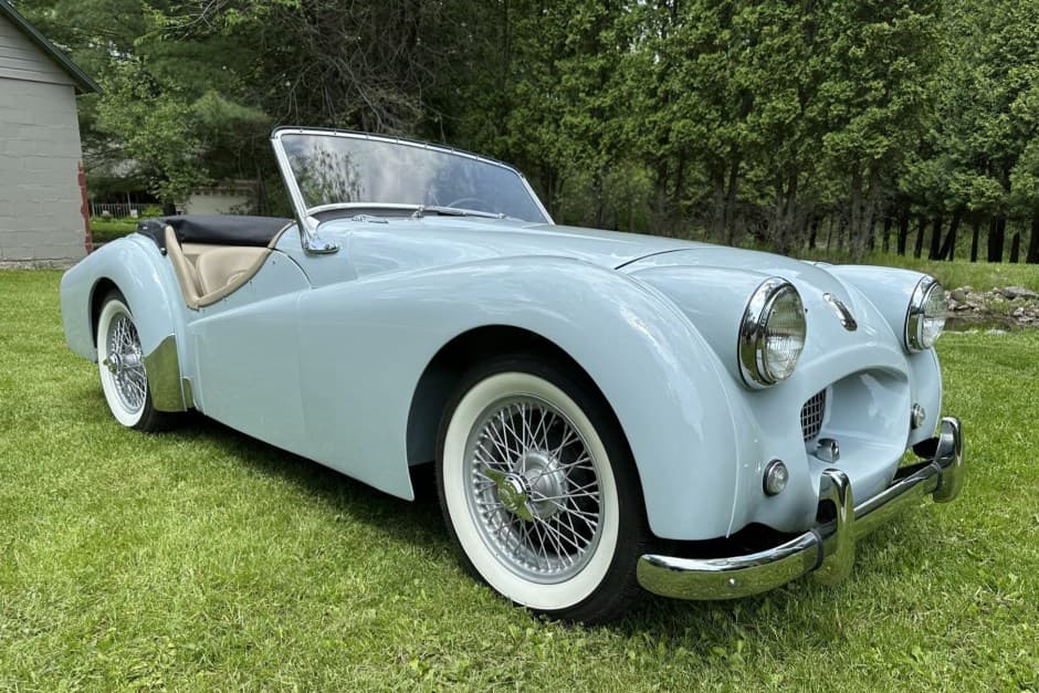 1954 Triumph TR2 sold for $30,500