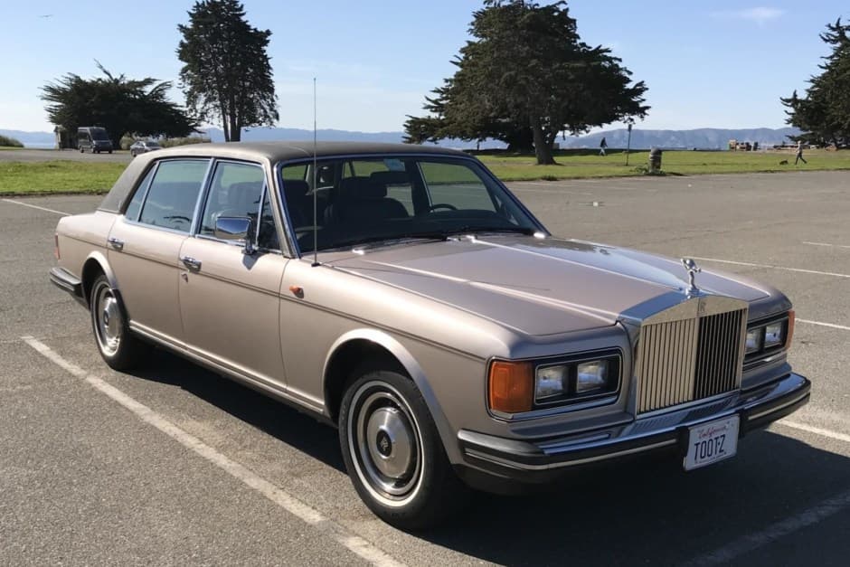 1984 Rolls-Royce SZ Silver Spirit & Silver Spur sold for $6,600