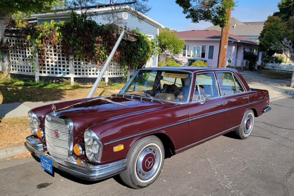 1973 Mercedes-Benz W108 & W109 sold for $17,000