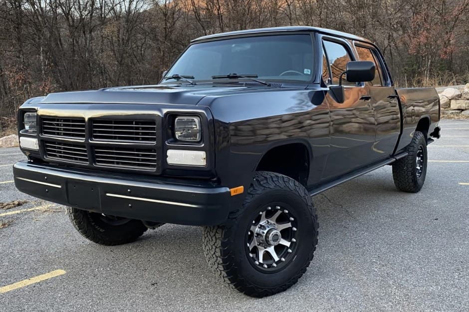 1985 Dodge Ram (1981-1993) sold for $33,500