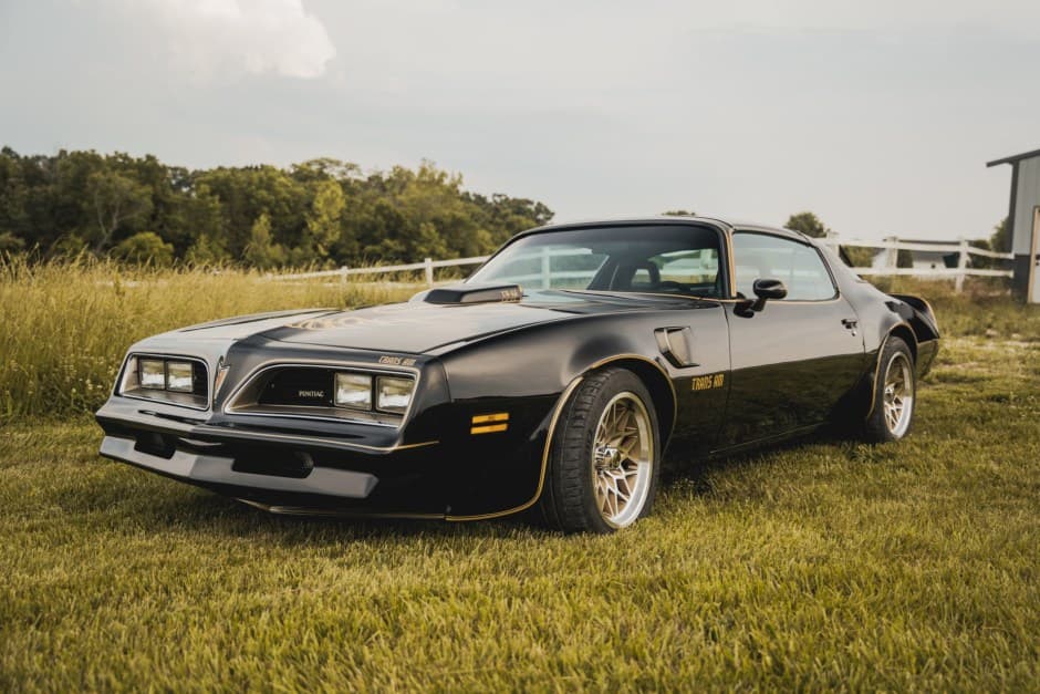 1977 Pontiac Firebird (1970-1981) sold for $145,000