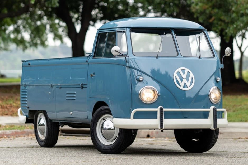1960 Volkswagen Split-Window Pickup sold for $54,000