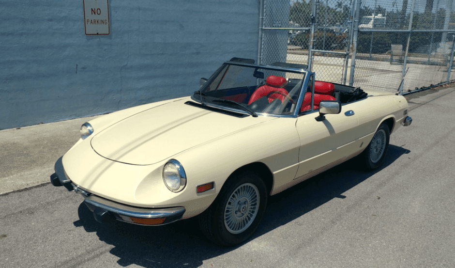 1981 Alfa Romeo 105/115 Spider Series 2 sold for $14,500