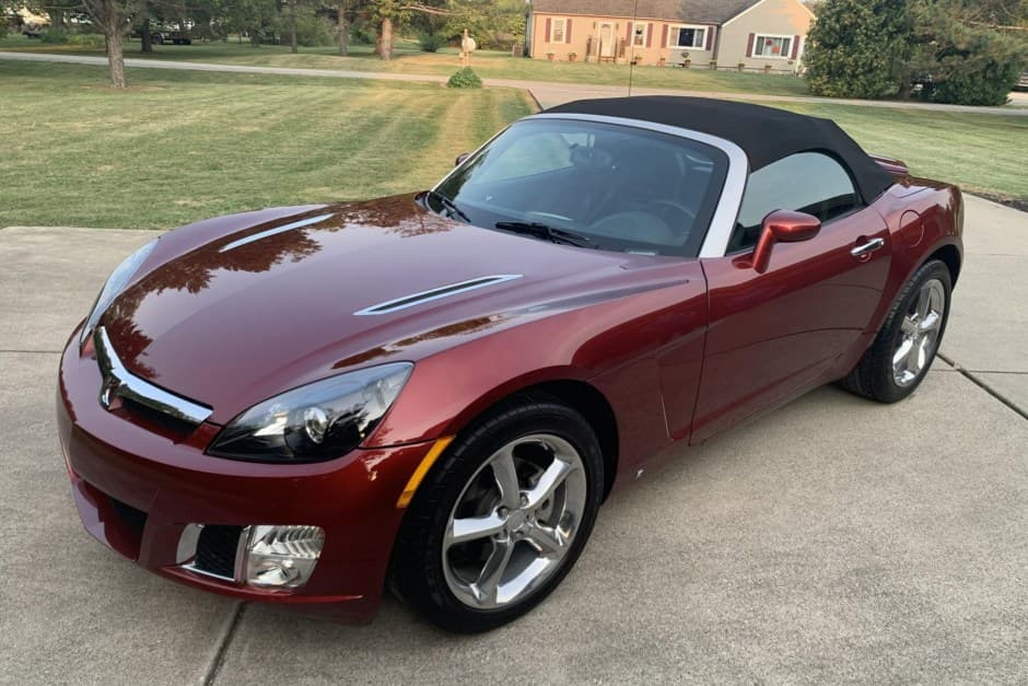 2009 Saturn Sky sold for $22,000