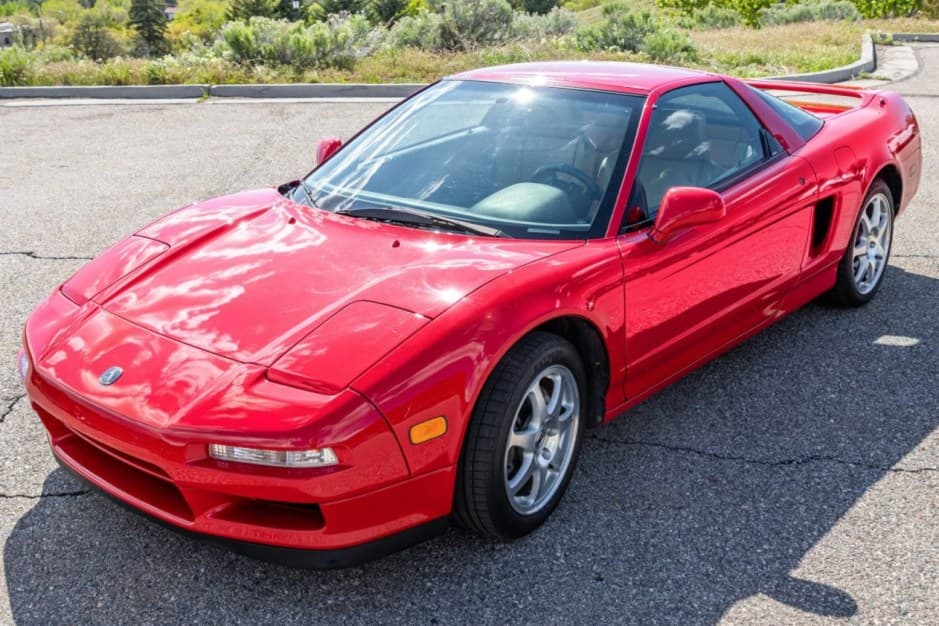 2001 Acura NSX NA2 sold for $87,000