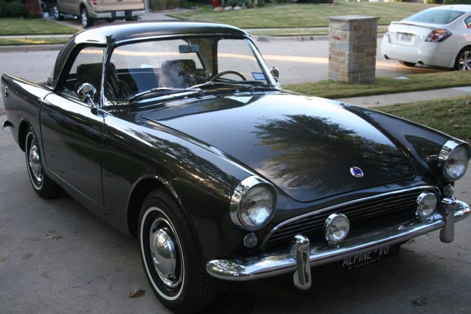 1962 Sunbeam Alpine sold for $14,250