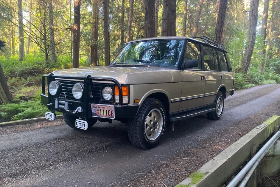 1993 Land Rover Range Rover Classic sold for $20,750