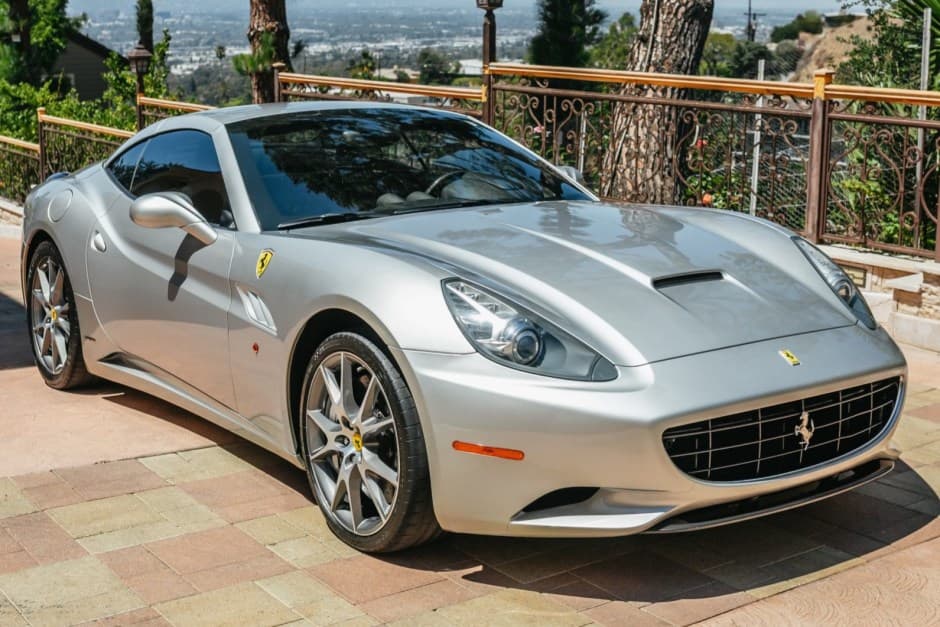 2009 Ferrari California sold for $88,000
