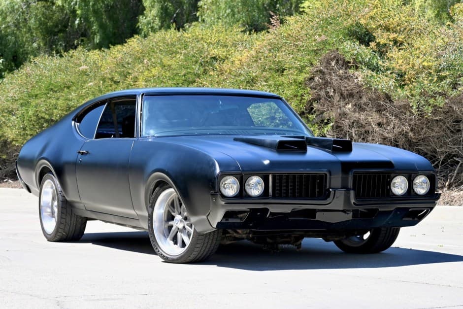 1969 Oldsmobile Cutlass sold for $12,000