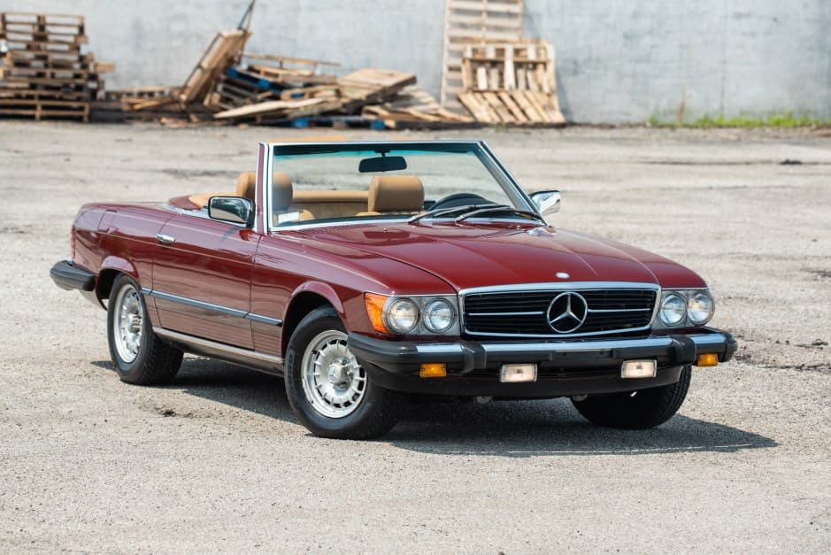 1982 Mercedes-Benz R107 SL sold for $15,300